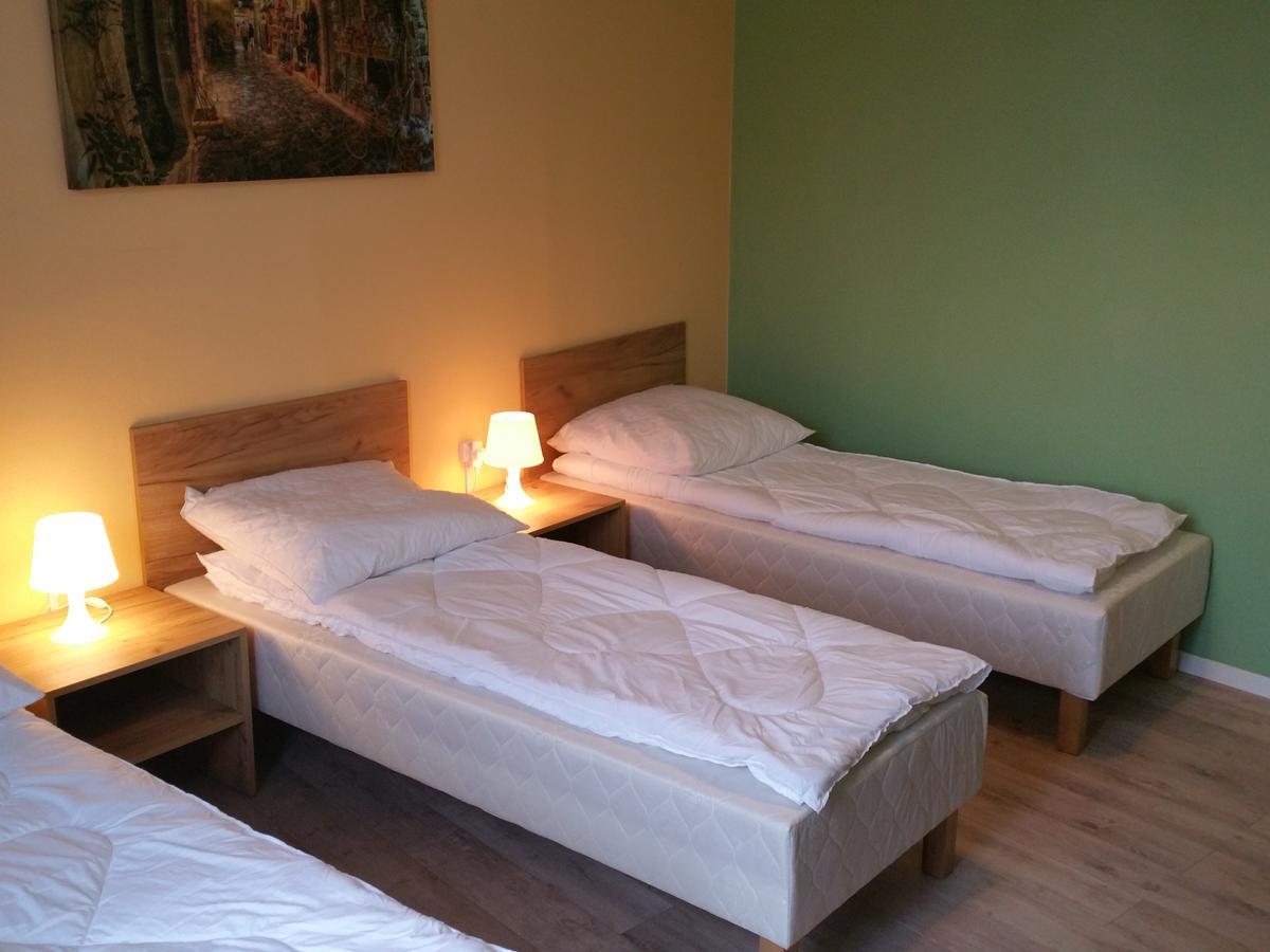 Kaktus Guest House 2 วอร์ซอ ภายนอก รูปภาพ