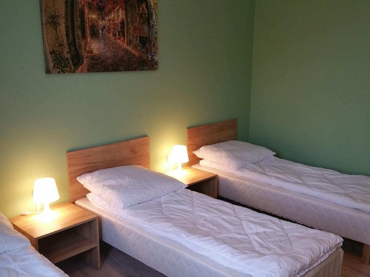Kaktus Guest House 2 วอร์ซอ ภายนอก รูปภาพ