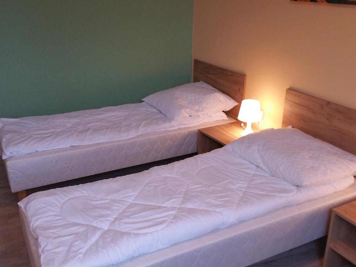 Kaktus Guest House 2 วอร์ซอ ภายนอก รูปภาพ