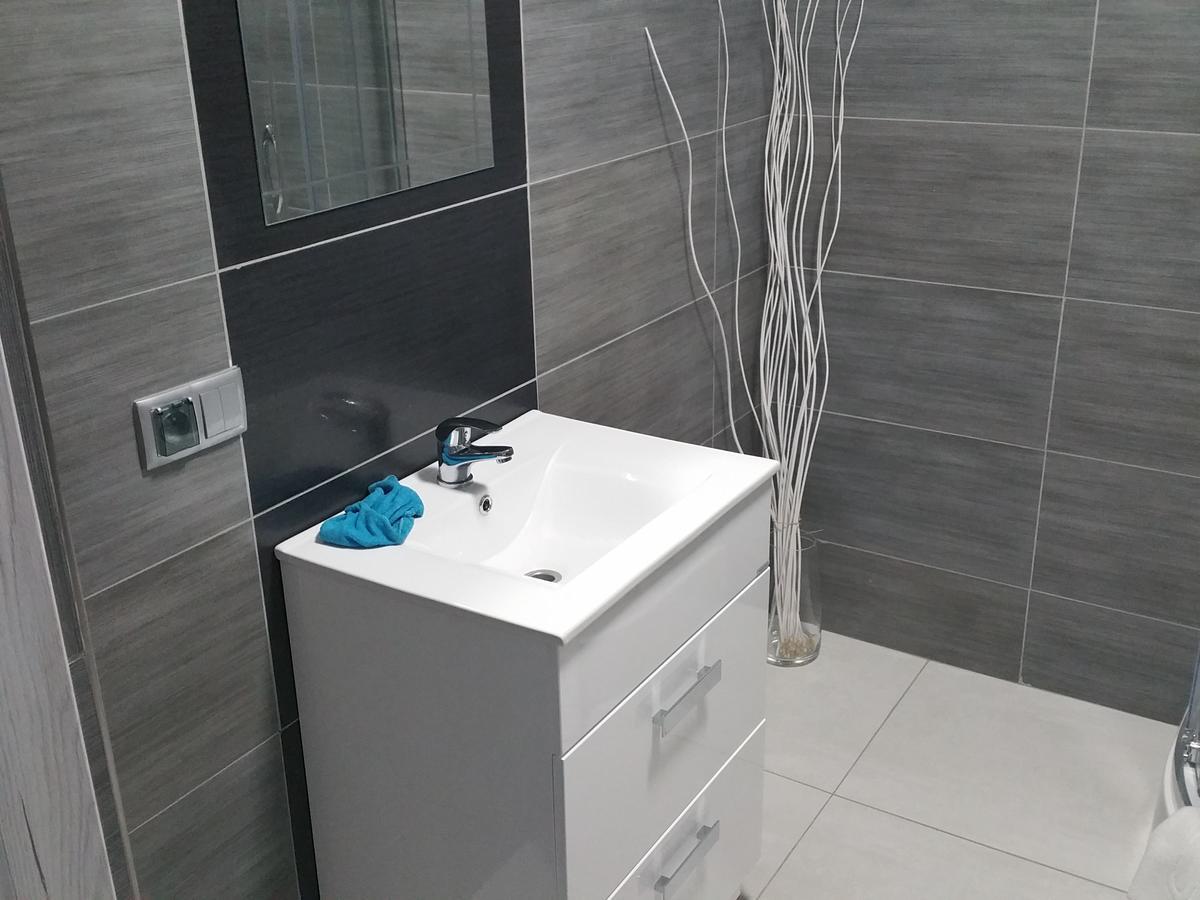 Kaktus Guest House 2 วอร์ซอ ภายนอก รูปภาพ
